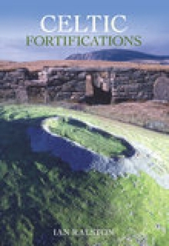 Paperback Celtic Fortifications Book