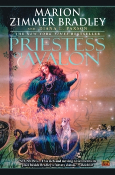 Paperback Priestess of Avalon Book