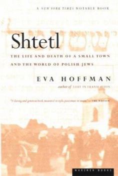 Paperback Shtetl: The Life and Death of a Small Town and the World of Polish Jews Book
