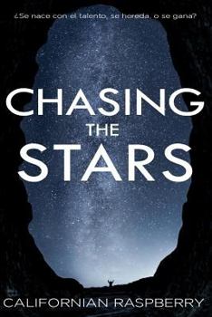 Paperback Chasing the stars [Spanish] Book