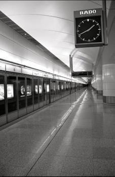 Paperback A Year's Time: 365 Days of Reflection Book