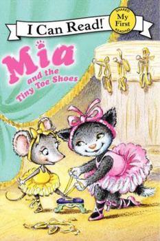 Paperback Mia and the Tiny Toe Shoes Book
