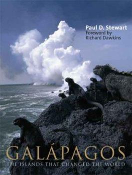 Paperback Galápagos: The Islands That Changed the World Book