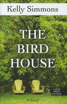 Hardcover The Bird House (Thorndike Press Large Print Basic) [Large Print] Book