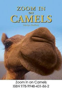 Hardcover Zoom in on Camels Book