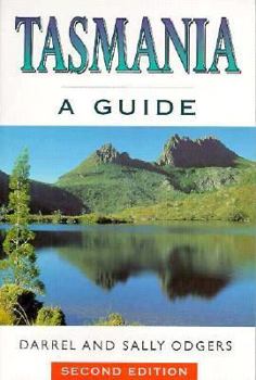 Paperback Tasmania: A Guide Book