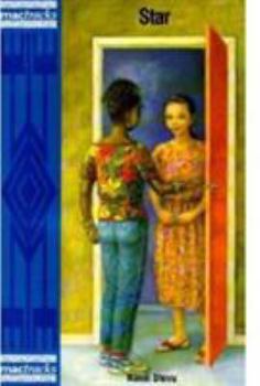 Paperback Star - Level 3 (Mactracks) Book