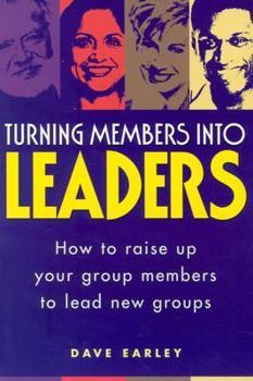 Paperback Turning Members Into Leaders Book