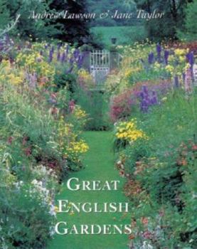 Paperback Great English Gardens Book
