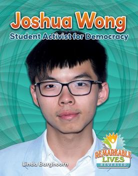 Paperback Joshua Wong: Student Activist for Democracy Book