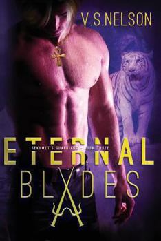 Paperback Eternal Blades - Sekhmet's Guardians - Book Three: Large Print [Large Print] Book