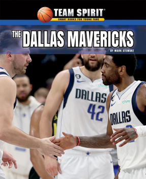 Paperback The Dallas Mavericks Book