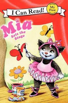 Hardcover Mia Sets the Stage (My First I Can Read) Book