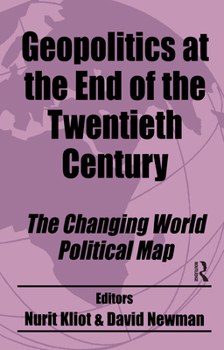 Paperback Geopolitics at the End of the Twentieth Century: The Changing World Political Map Book