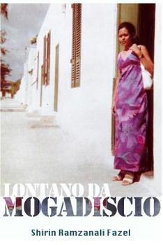 Paperback Lontano da Mogadiscio [Italian] Book