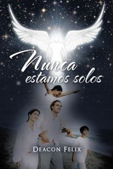 Paperback Nunca estamos solos [Spanish] Book