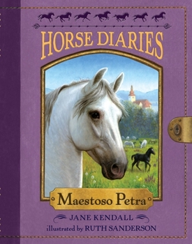 Paperback Horse Diaries #4: Maestoso Petra Book