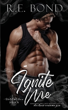 Paperback Ignite Me : Watch Me Burn Book 4 Book