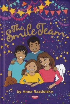 Paperback The Smile Team Book
