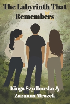 Paperback The Labyrinth That Remembers Book