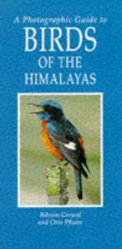 Paperback A Photographic Guide To Birds Of The Himalayas (Photographic Guides) Book