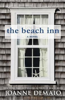 Paperback The Beach Inn Book