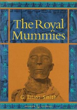 Paperback The Royal Mummies Book