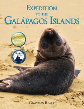 Paperback Expedition to the Galápagos Islands Book