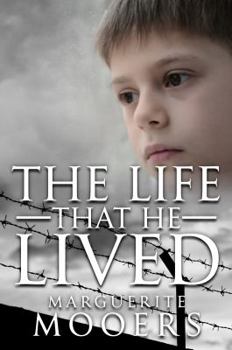 Paperback The Life That He Lived Book