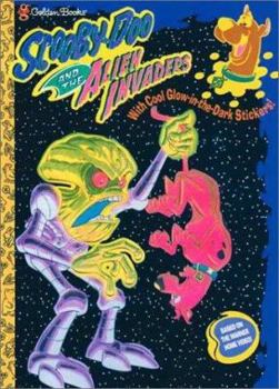 Paperback Scooby-Doo and the Alien Invaders Book