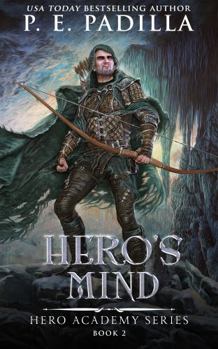 Paperback Hero's Mind (Hero Academy) Book