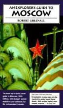 Paperback Explorer's Guide To Moscow Book