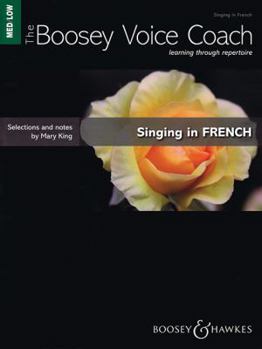Paperback Singing in French: Medium/Low Voice Book
