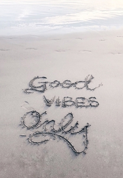 GOOD VIBES ONLY: This simple LIFE - CHANGING Gratitude Journal is a guide to help you MANIFEST a MINDSET of gratitude!