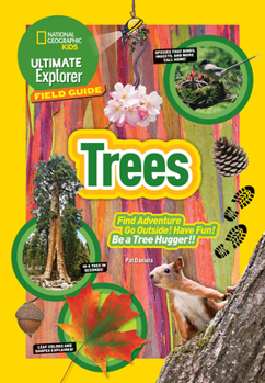Paperback Ultimate Explorer Field Guide: Trees Book