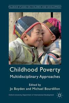 Paperback Childhood Poverty: Multidisciplinary Approaches Book