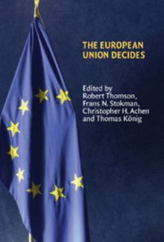 Hardcover The European Union Decides Book