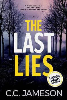 Paperback The Last Lies [Large Print] Book