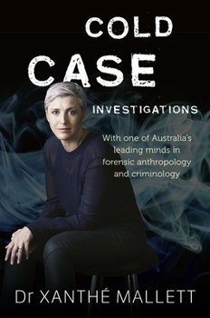 Paperback Cold Case Investigations Book