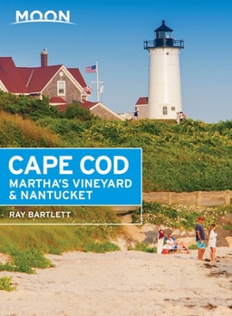 Paperback Moon Cape Cod, Martha's Vineyard & Nantucket Book