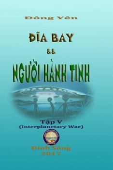 Paperback Đĩa Bay và Người Hành Tinh V [Vietnamese] Book