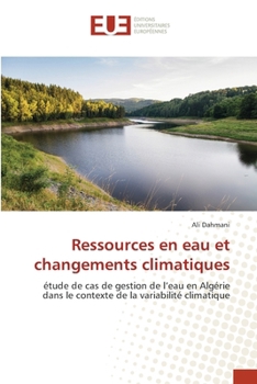 Paperback Ressources en eau et changements climatiques [French] Book
