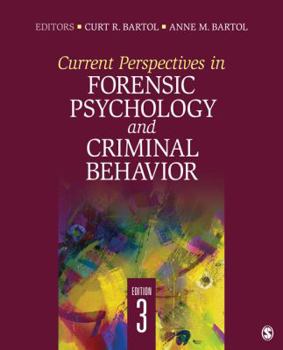 Paperback Current Perspectives in Forensic Psychology and Criminal Behavior Book