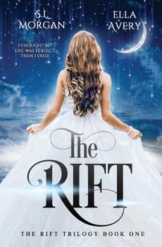 Paperback Rift (Rift Trilogy Book 1) Book
