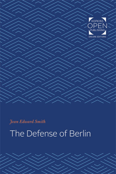 Paperback The Defense of Berlin Book