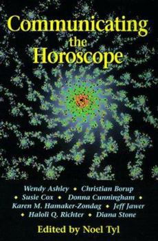 Paperback Communicating the Horoscope (Llewellyn's New World Astrology Series) Book
