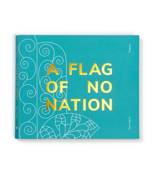 Paperback A Flag of No Nation Book