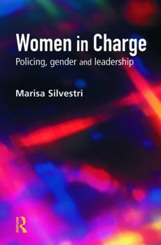 Paperback Women in Charge Book