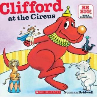Paperback Clifford at the Circus Book