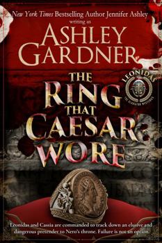 Paperback The Ring that Caesar Wore (Leonidas the Gladiator Mysteries) Book